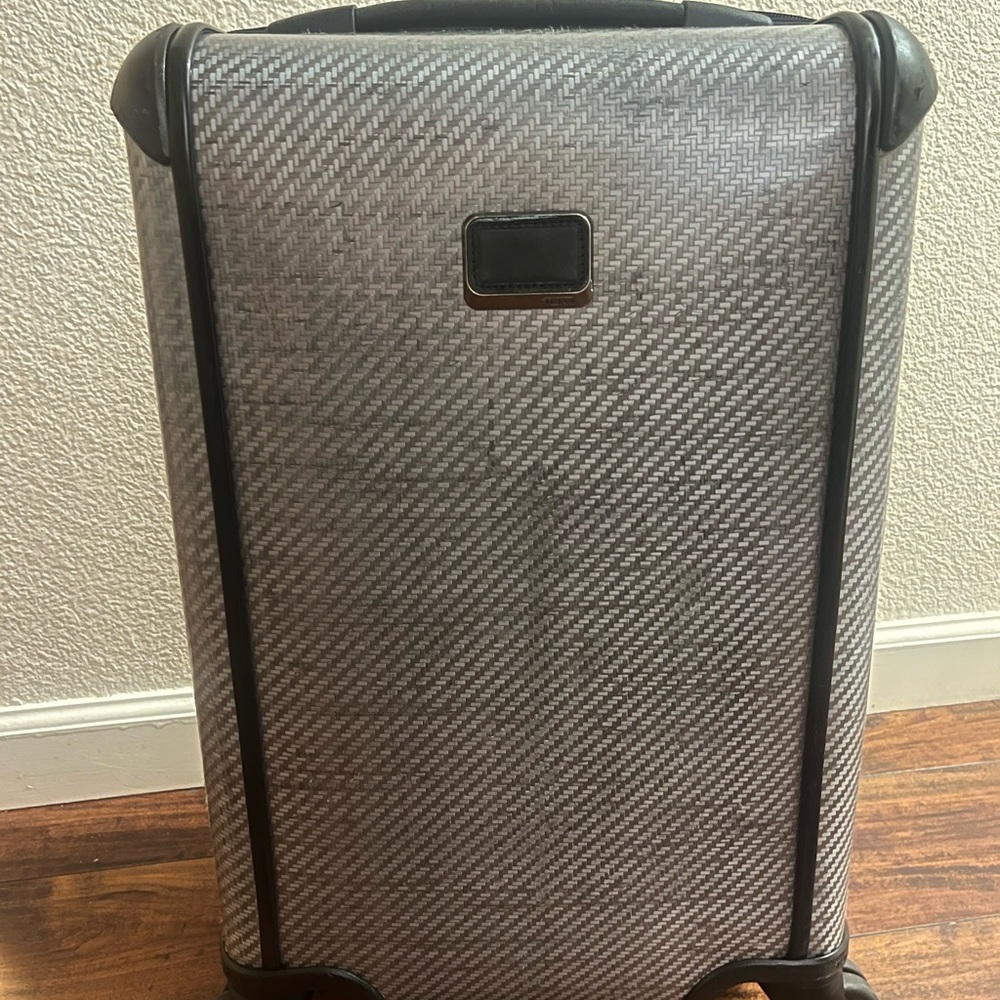 Tumi Tegra Lite International Carry On 20